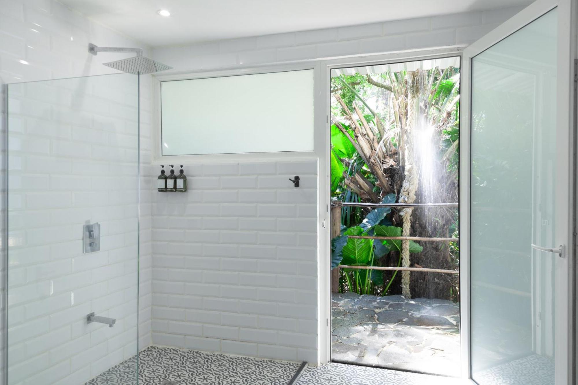 Romantic Suite Beach Front